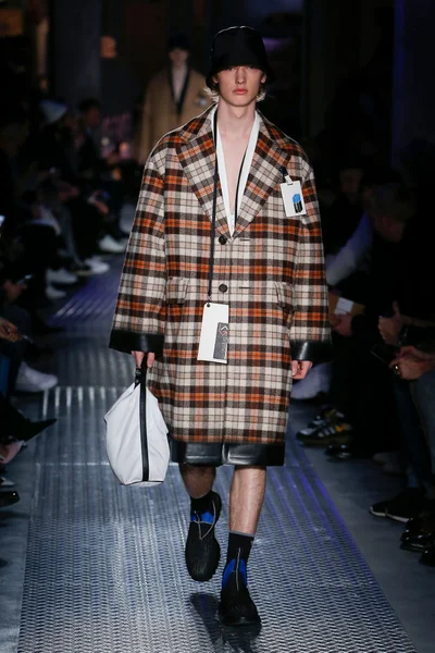 Look 36